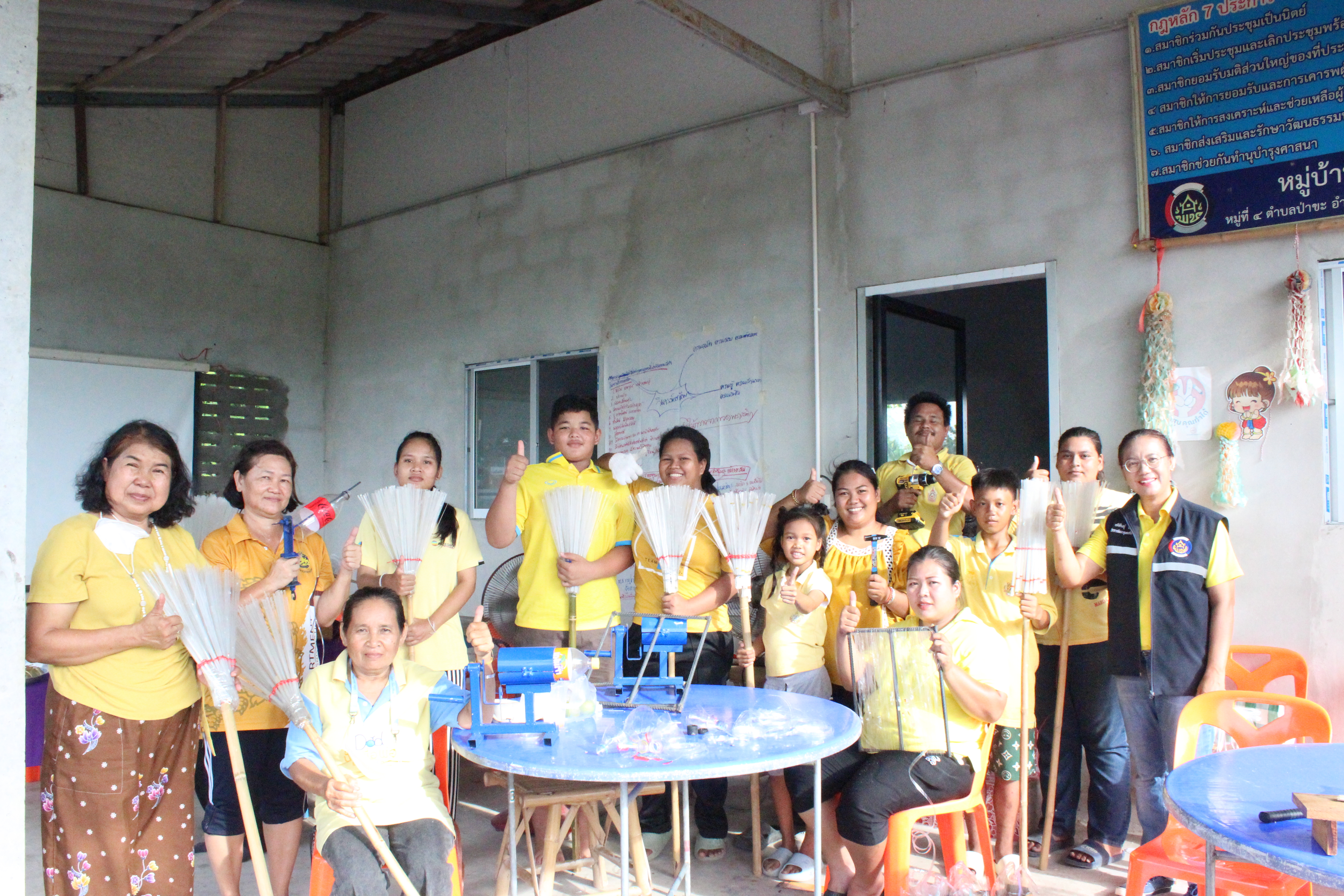 …พช.นครนายกจัดกิจกรรมเครือข่ายกองทุนแม่ของแผ่นดินระดับจังหวัด หนุนเสริมสัมมาชีพชุมชนแก่เยาวชนกลุ่มเสี่ยงหรือผู้ผ่านการบำบัดวันที่ 2