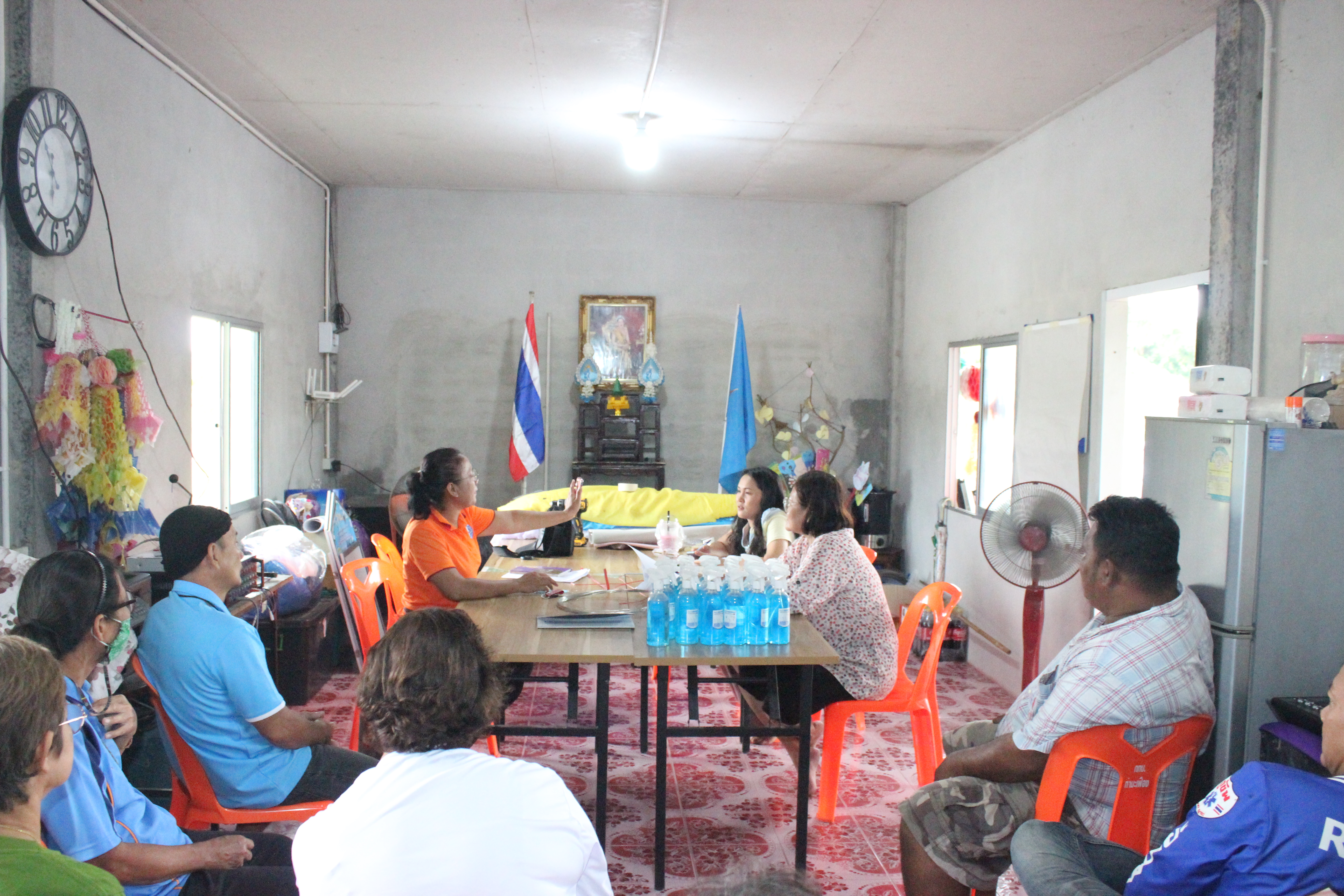 …พช.นครนายก ลงพื้นที่เตรียมความพร้อมในการดำเนินโครงการการพัฒนาและยกระดับหมู่บ้านกองทุนแม่ของแผ่นดินสู่การเป็นต้นแบบด้านการป้องกันและแก้ไขปัญหายาเสพติด