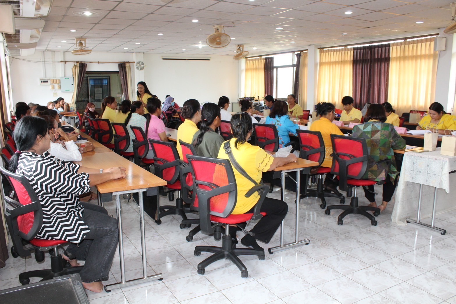 …พช.นครนายก ประชุมคณะทำงานขับเคลื่อนกองทุนพัฒนาบทบาทสตรีจังหวัดนครนายก ครั้งที่ 3/2567