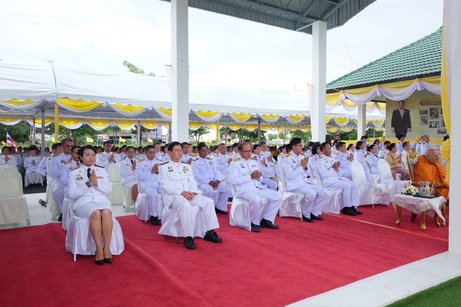 …พช.นครนายก ร่วมพิธีพลีกรรมตักน้ำจากแหล่งน้ำศักดิ์สิทธิ์ของจังหวัดนครนายก