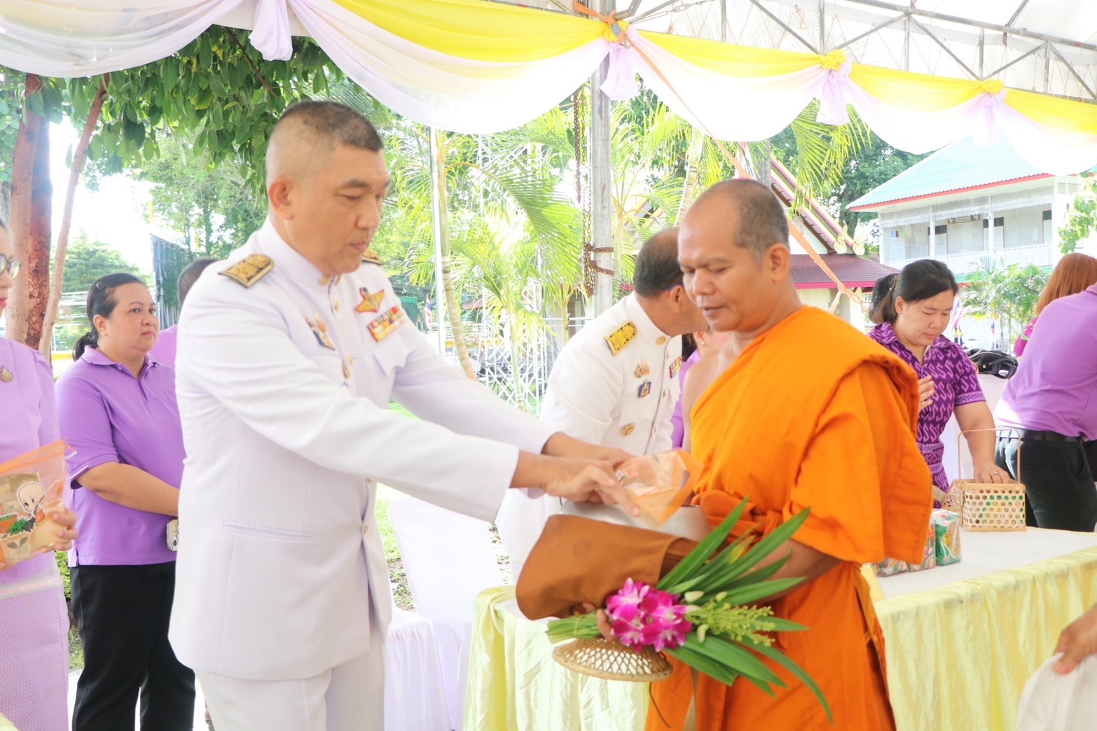 …พช.นครนายก ร่วมพิธีเจริญพระพุทธมนต์และทำบุญตักบาตรเพื่อถวายเป็นพระกุศลแด่ พระเจ้าวรวงศ์เธอ พระองค์เจ้าโสมสวลี กรมหมื่นสุทธนารีนาถ เนื่องในโอกาสวันคล้ายวันประสูติ 13 กรกฏาคม 2567