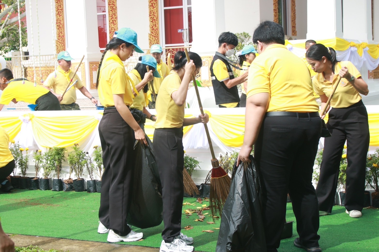 …พช.นครนายก ร่วมกิจกรรมจิตอาสาพัฒนา เนื่องในวันคล้ายวันประสูติ พระเจ้าวรวงศ์เธอ พระองค์เจ้าโสมสวลี กรมหมื่นสุทธนารีนาถ 13 กรกฏาคม 2567