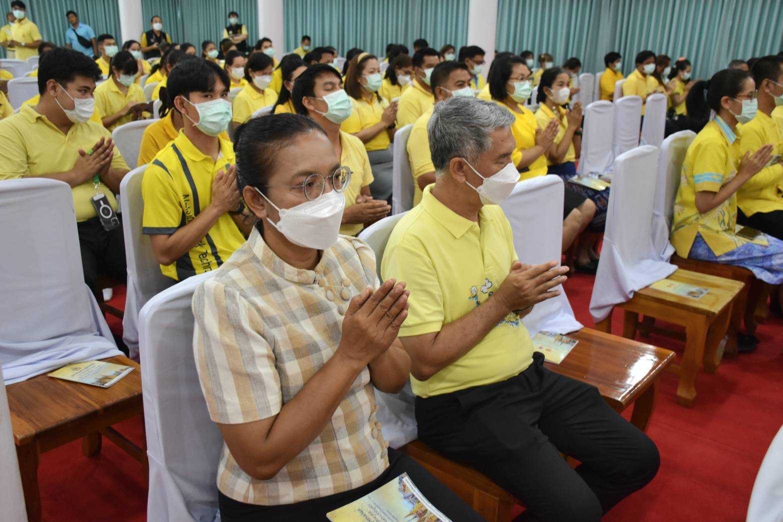 …พช.นครนายก ร่วมพิธีเจริญพระพุทธมนต์และเจริญจิตตภาวนา ถวายเป็นพระราชกุศล เนื่องในโอกาสวันเฉลิมพระชนมพรรษาของพระบาทสมเด็จพระเจ้าอยู่หัว และพระบรมวงศานุวงศ์ ประจำปี พ.ศ. 2567