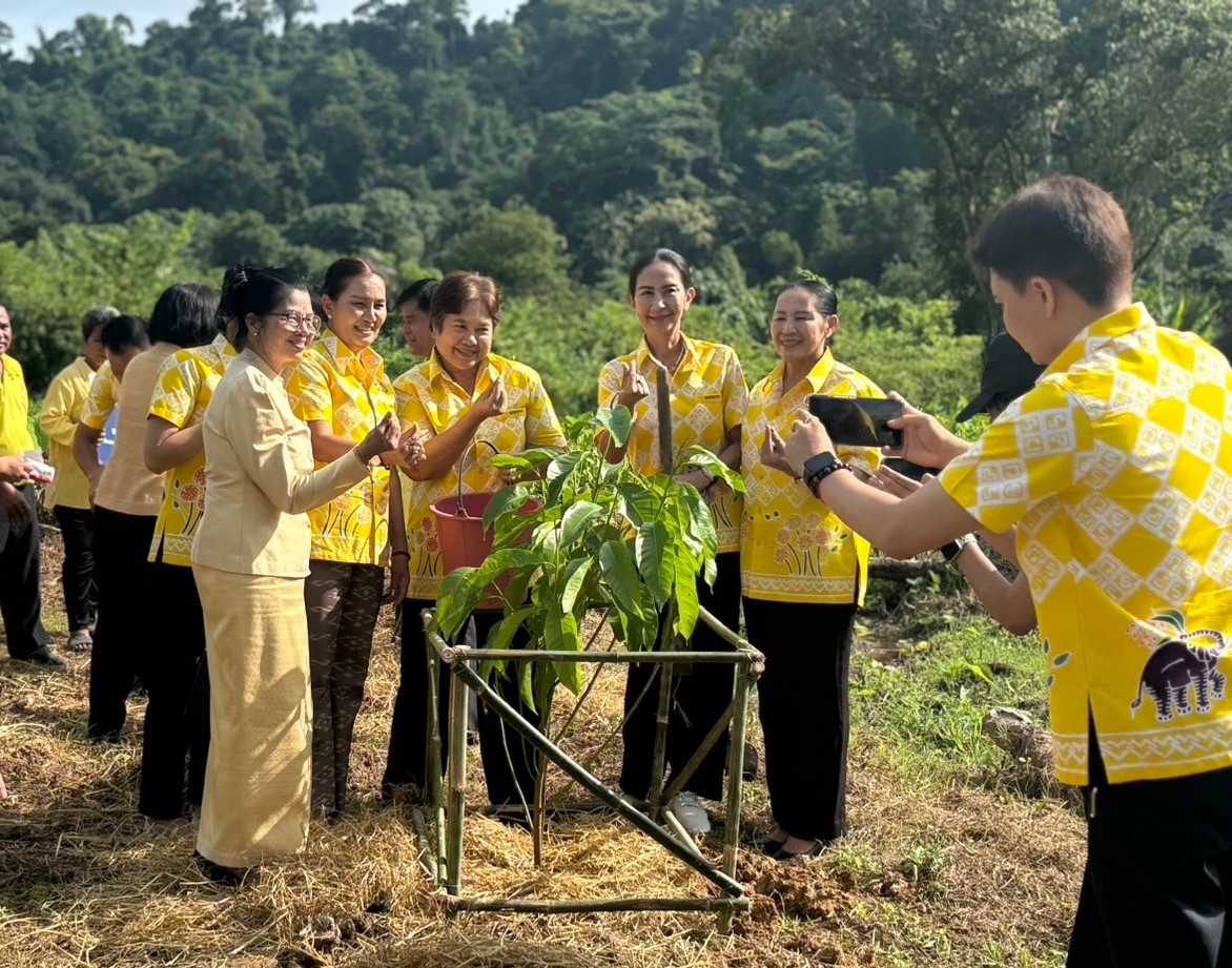 จังหวัดนครนายก ส่งมอบ “บ้านห่วงใยจากใจ GLO” แก่ครัวเรือนเป้าหมาย