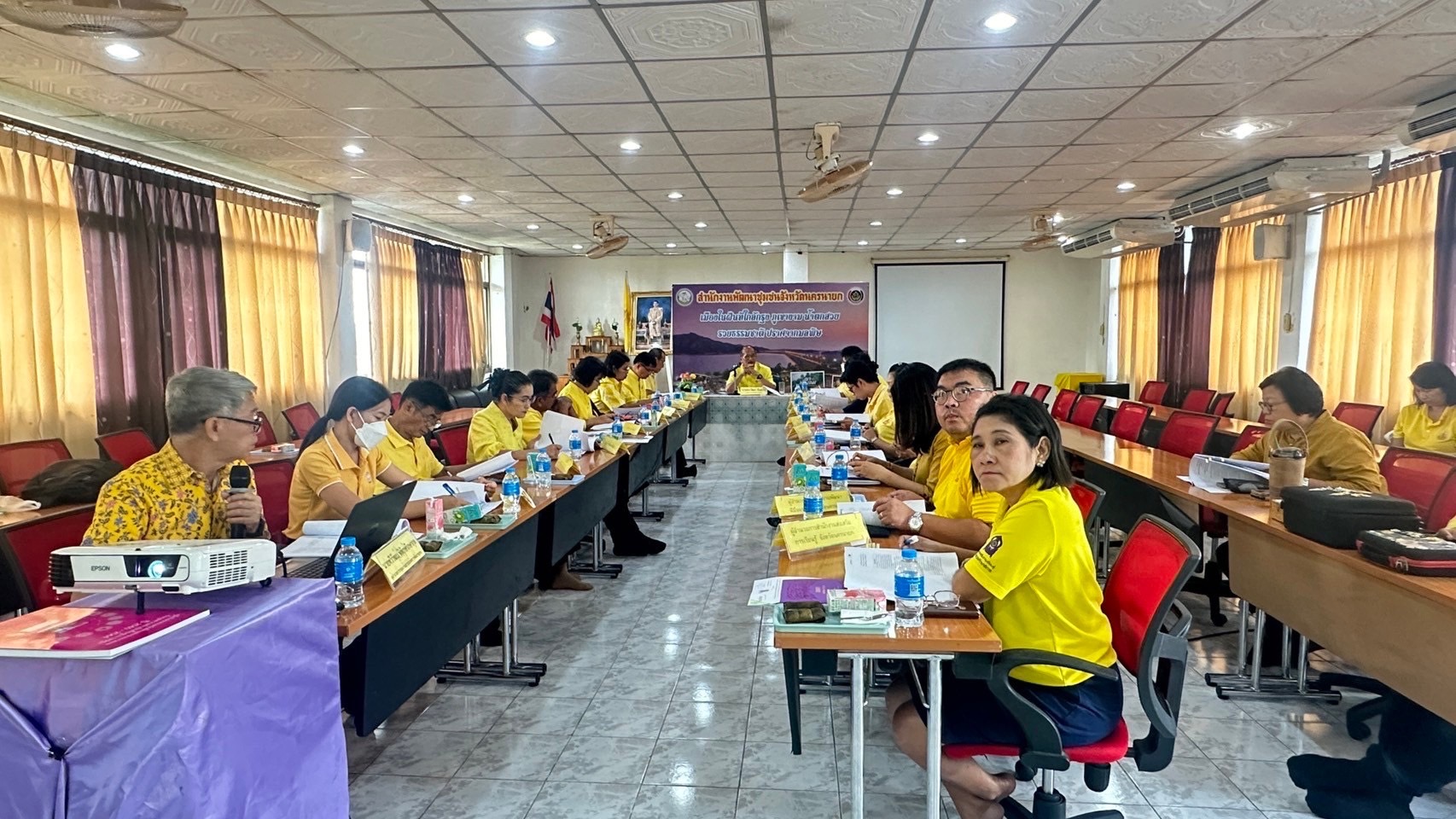 …พช.นครนายกดำเนินการนำเสนอผลการจัดเก็บและรับรองคุณภาพข้อมูลความจำเป็นพื้นฐาน (จปฐ.) ระดับจังหวัด