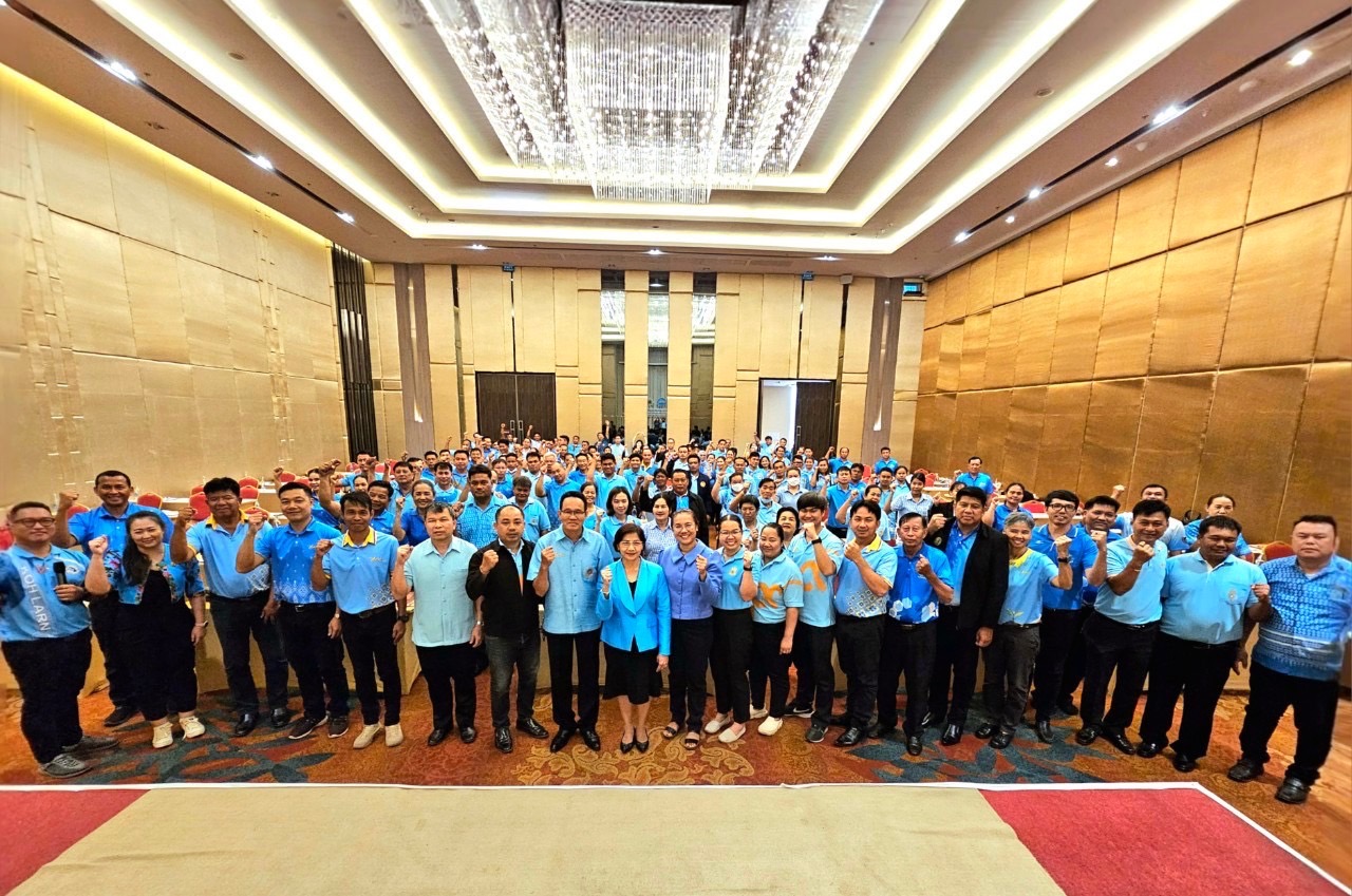 พช.นครนายก ร่วมกิจกรรมงานมหกรรมกองทุนแม่ของแผ่นดิน ประจำปี 2567