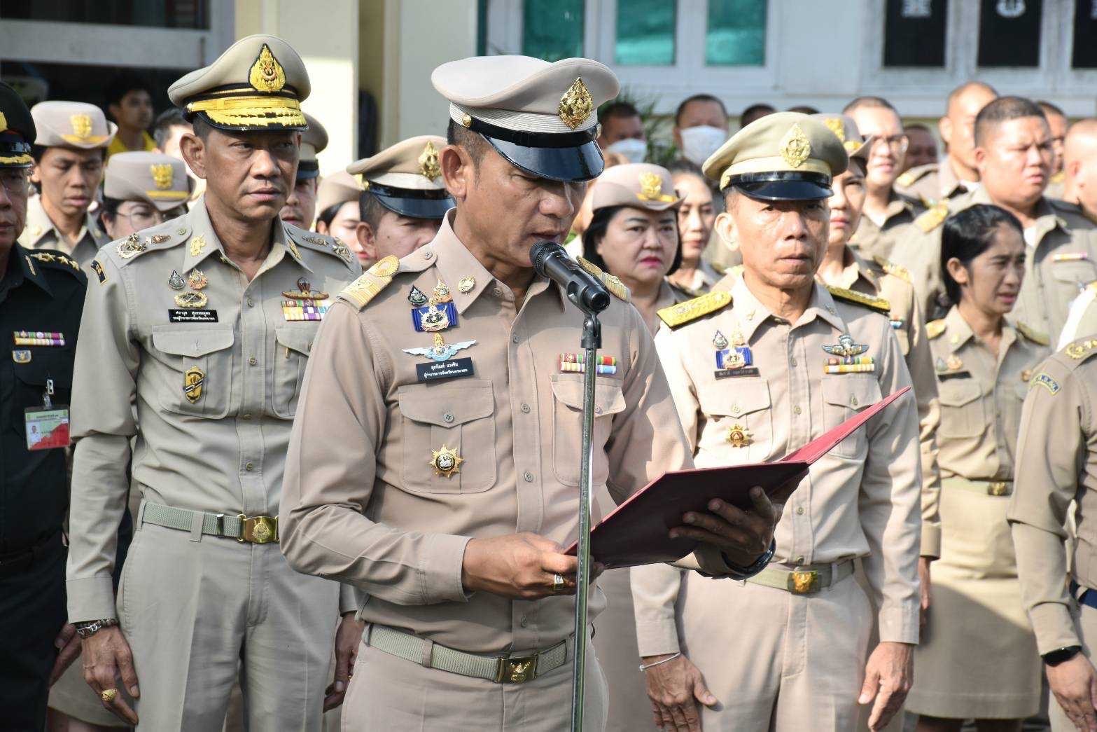 …พช.นครนายก เข้าร่วมกิจกรรมเคารพธงชาติ และร้องเพลงชาติ ประจำเดือนสิงหาคม 2567 จังหวัดนครนายก