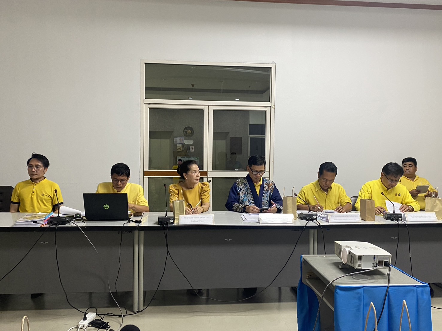 พช.นครนายก ดำเนินการประชุมคณะกรรมการรับรองมาตรฐานการพัฒนาชุมชน