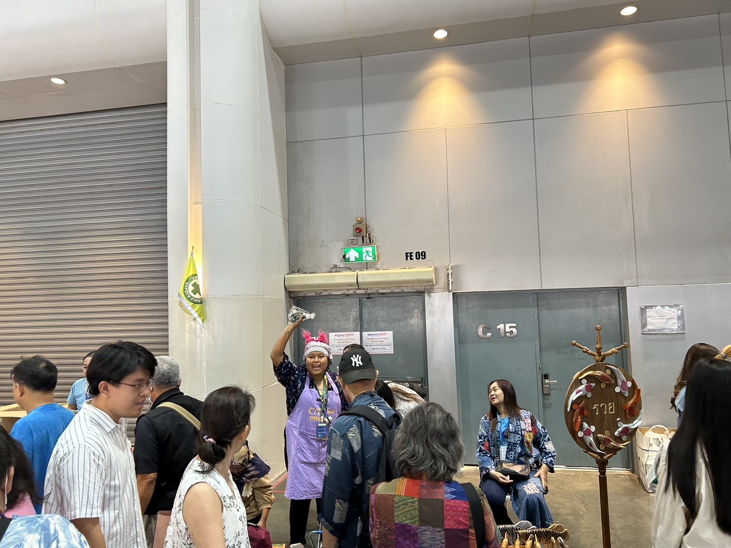 📣📣 พช.นครนายก ยกทัพผู้ประกอบการ OTOP เข้าเมืองกรุงร่วมจำหน่ายสินค้างาน ศิลปาชีพ ประทีปไทย OTOP หลอมดวงใจ ด้วยพระบารมี