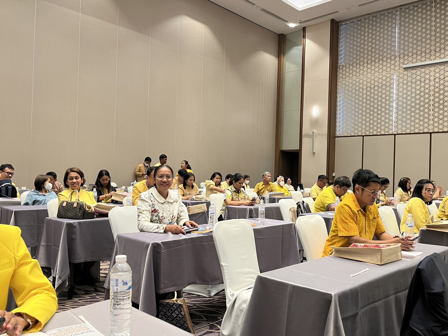 …พช.นครนายก ร่วมโครงการประชุมเชิงปฏิบัติการพัฒนาศักยภาพบุคลากรดิจิทัลด้านเทคโนโลยีสารสนเทศเพื่อการเคลื่อนสู่องค์กรดิจิทัล รองรับการปรับเปลี่ยนภาครัฐสู่การเป็นรัฐบาลดิจิทัล