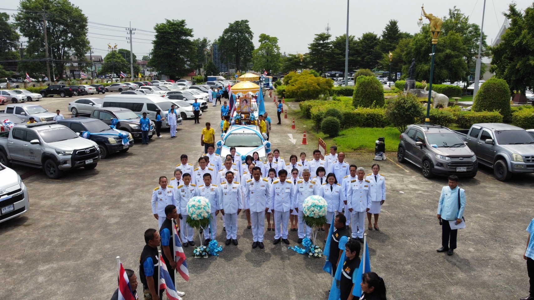 …จังหวัดนครนายก จัดพิธีมอบเงินพระราชทานขวัญถุงกองทุนแม่ของแผ่นดิน ประจำปี 2567 “ใต้ร่มพระบารมี 20 ปี กองทุนแม่ของแผ่นดิน ทุนตั้งต้นแห่งความดีงามในการป้องกันและแก้ไขปัญหายาเสพติด จังหวัดนครนายก ประจำปี 2567 ”