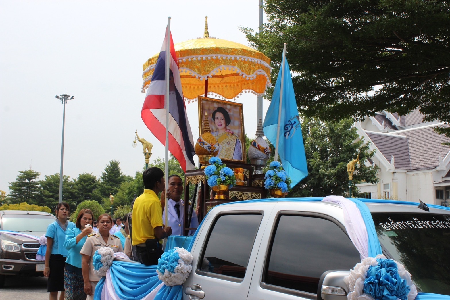 …จังหวัดนครนายก จัดพิธีมอบเงินพระราชทานขวัญถุงกองทุนแม่ของแผ่นดิน ประจำปี 2567 “ใต้ร่มพระบารมี 20 ปี กองทุนแม่ของแผ่นดิน ทุนตั้งต้นแห่งความดีงามในการป้องกันและแก้ไขปัญหายาเสพติด จังหวัดนครนายก ประจำปี 2567 ”