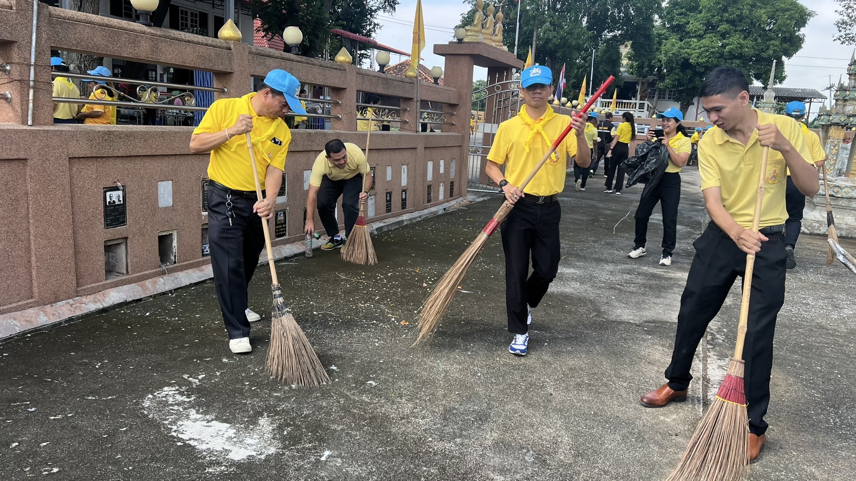 … สำนักงานพัฒนาชุมชนจังหวัดนครนายก ร่วมกิจกรรมจิตอาสาพัฒนา เนื่องในวันคล้ายวันสวรรคตพระบาทสมเด็จพระจุลจอมเกล้าเจ้าอยู่หัว (วันปิยมหาราช) 23 ตุลาคม 2567