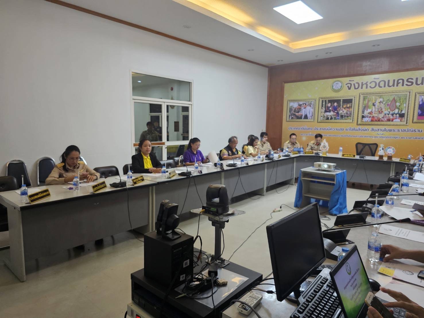 …พช.นครนายก ร่วมประชุมคณะทำงานเฝ้าระวังปัญหายาเสพติด (โต๊ะข่าว)