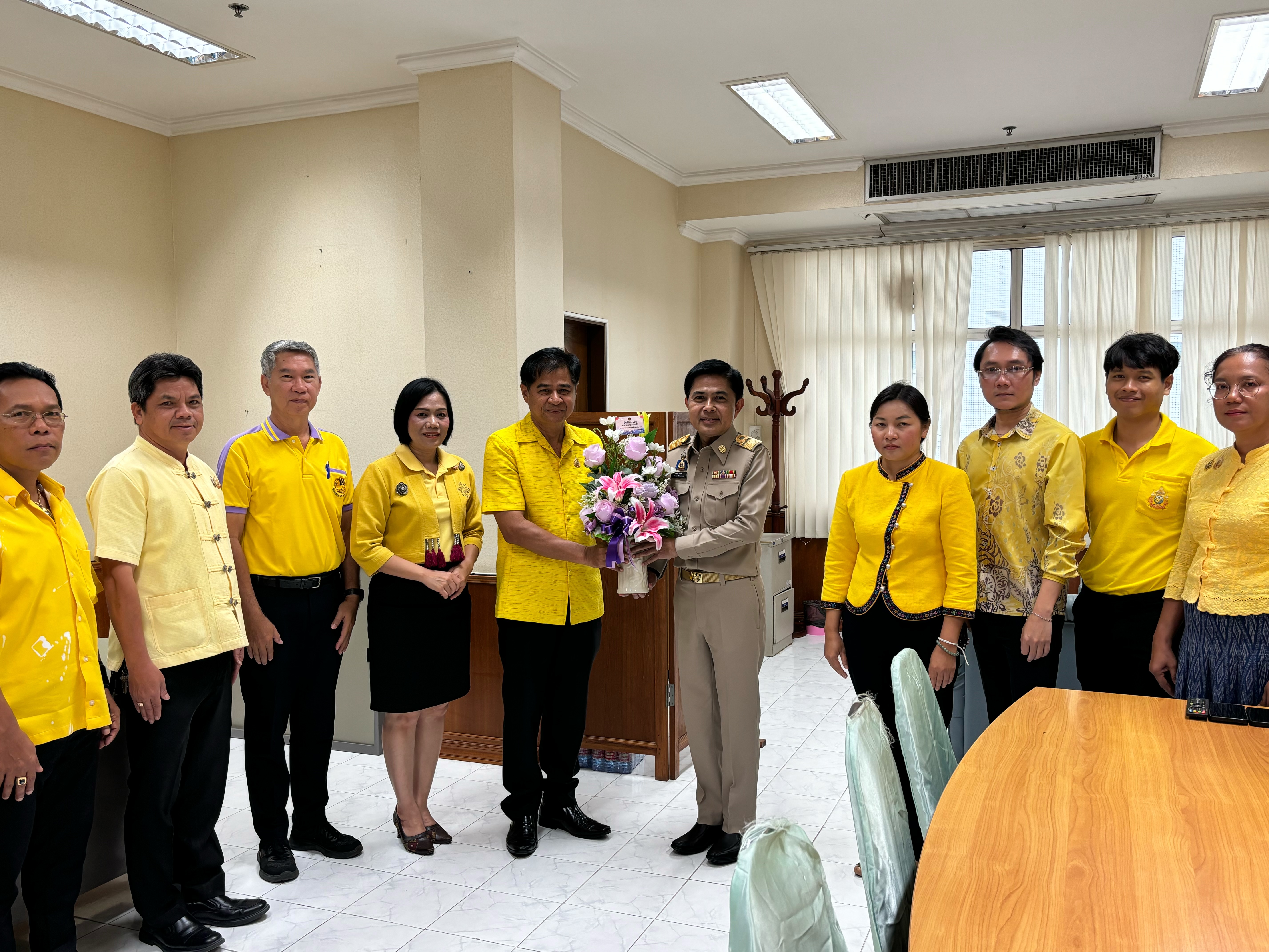 …พช.นครนายก ร่วมแสดงความยินดีและให้การต้อนรับ รองผู้ว่าฯ คนใหม่ สู่เมืองนครนายก