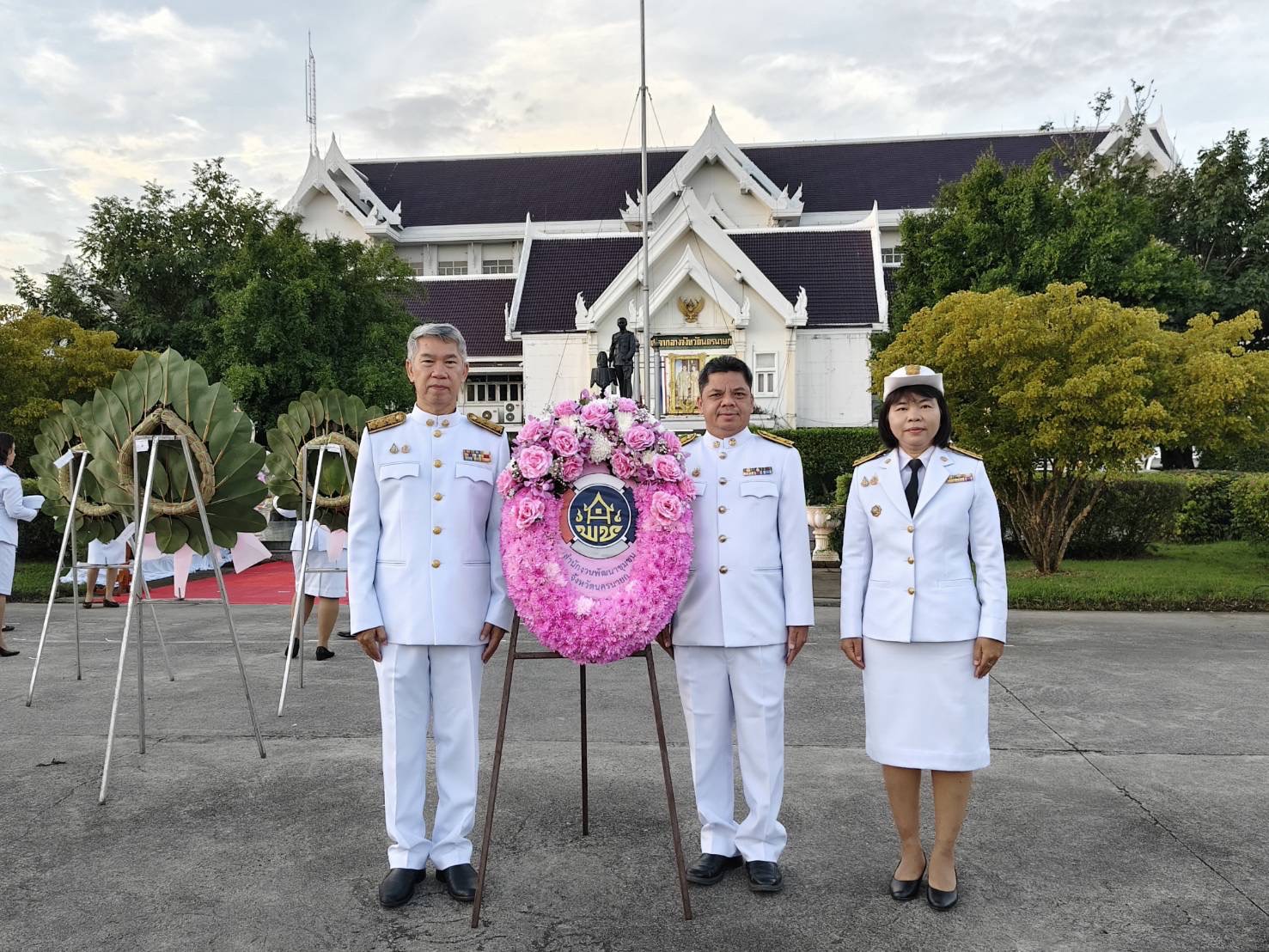 …พช.นครนายก ร่วมกิจกรรมน้อมรำลึกเนื่องใน “วันปิยมหาราช” (วันคล้ายวันสวรรคตพระบาทสมเด็จพระจุลจอมเกล้าเจ้าอยู่หัว) ประจำปีพุทธศักราช 2567