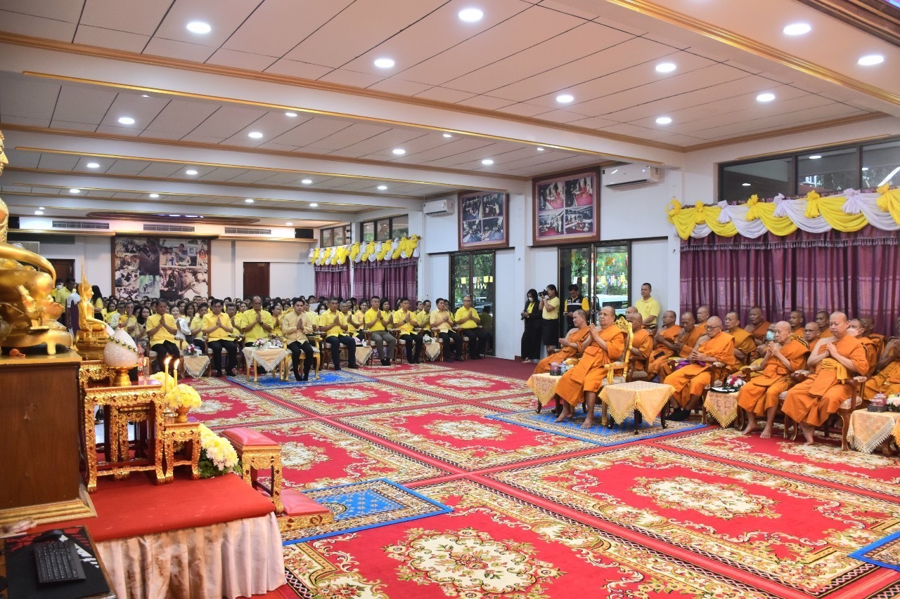 …พช.นครนายก ร่วมพิธีเจริญพระพุทธมนต์เฉลิมพระเกียรติถวายเป็นพระพรชัยมงคลแด่พระบาทสมเด็จพระเจ้าอยู่หัว เนื่องในโอกาสวันเฉลิมพระชนมพรรษา 6 รอบ 28 กรกฎาคม 2567