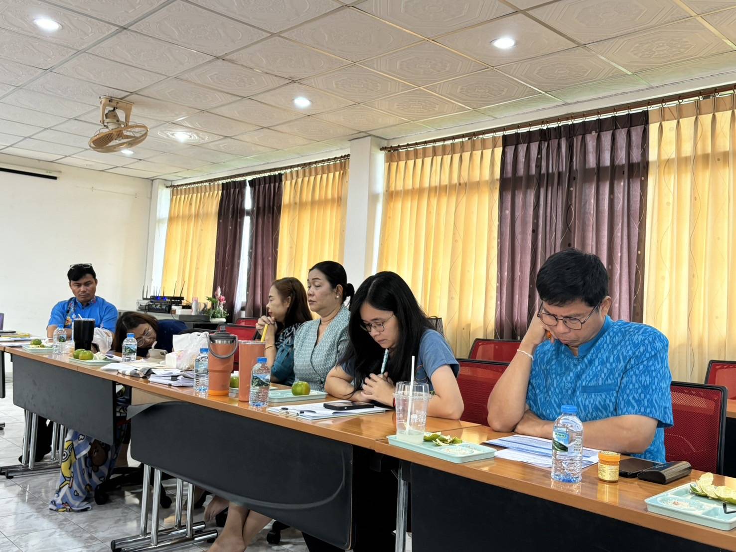 …พช.นครนายก ประชุมผู้อำนวยการกลุ่มงาน นักวิชาการพัฒนาชุมชน และเจ้าหน้าที่พัฒนาชุมชนจังหวัดนครนายก