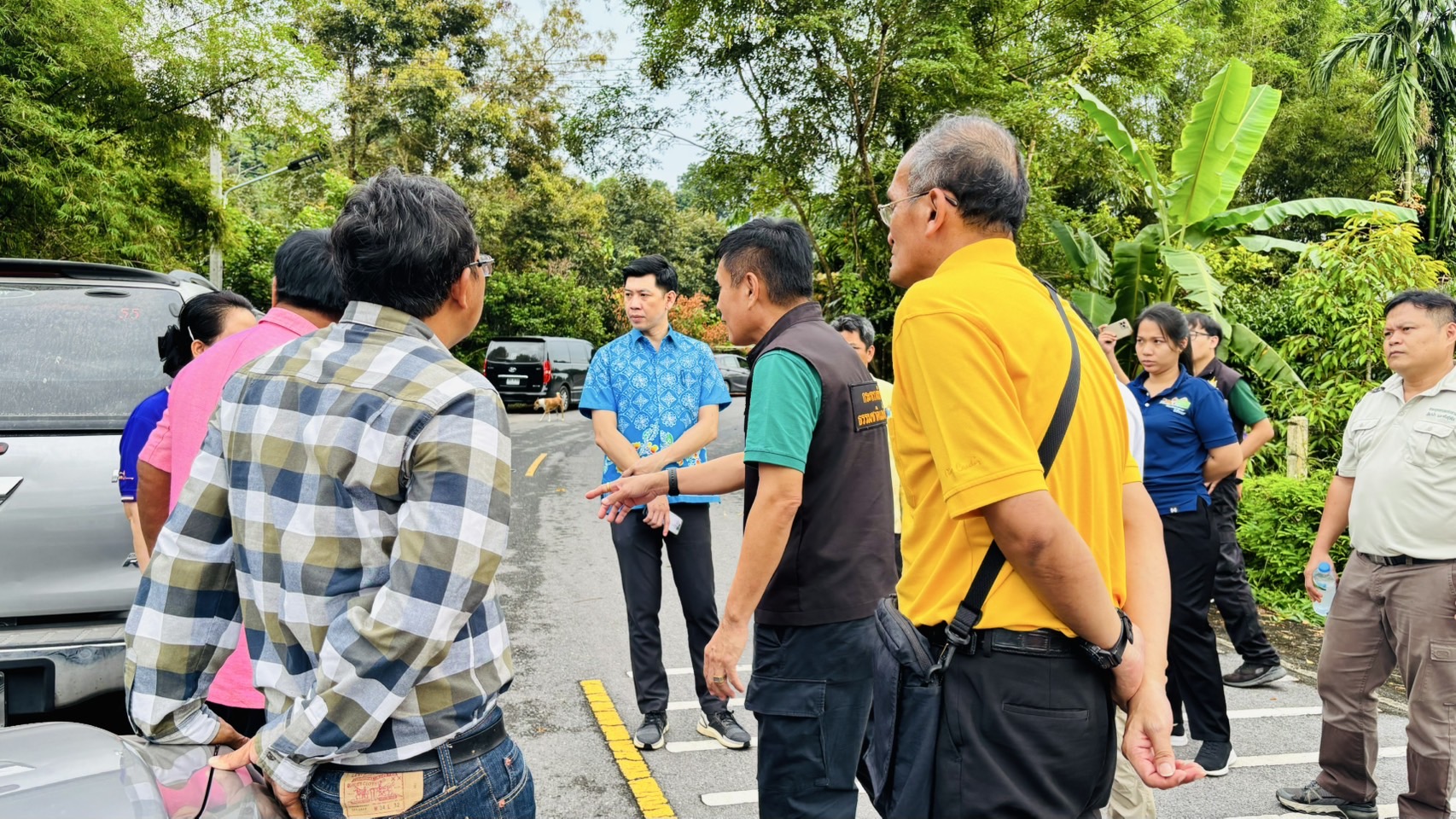 พช.นครนายก ลงพื้นที่ร่วมรับฟังปัญหาความเดือดร้อนของประชาชน กรณีสัตว์ป่า (ช้างป่าและหมีป่า) เข้าสร้างความเดือดร้อนแก่ประชาชน