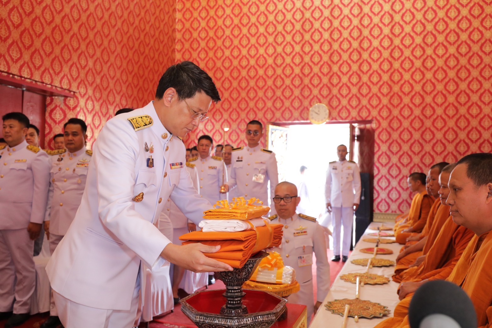 พช.นครนายก ร่วมพิธีถวายผ้าพระกฐินพระราชทานโดยกรมการพัฒนาชุมชน