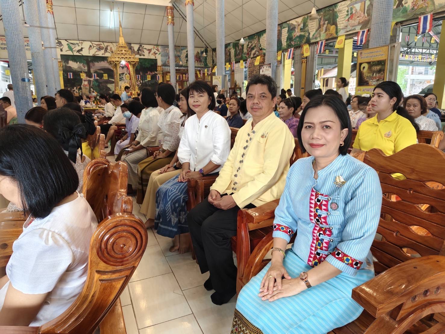 …พช.นครนายก ร่วมกิจกรรมผู้ว่าพาแต่งกายผ้าไทย หิ้วปิ่นโตเข้าวัด ศรัทธาอิ่มบุญ เกื้อหนุนพระพุทธศาสนา รักษาสิ่งแวดล้อม จังหวัดนครนายก