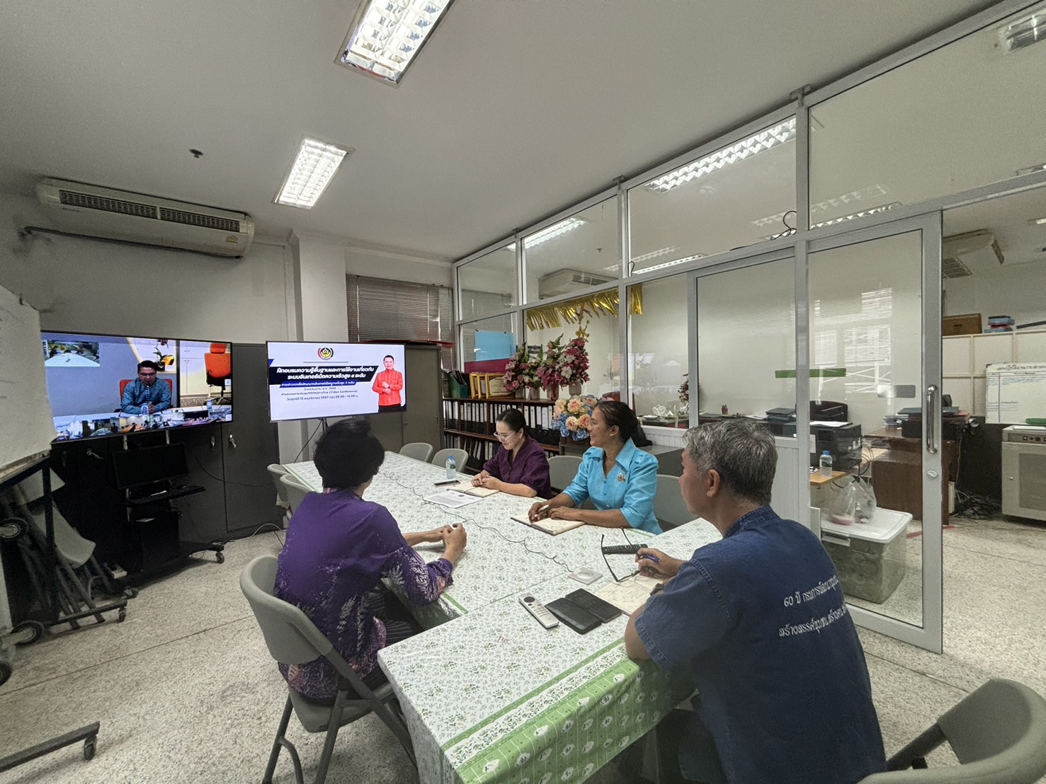 พช.นครนายก ร่วมฝึกอบรมความรู้พื้นฐานและการใช้งานเกี่ยวกับระบบอินเทอร์เน็ตความเร็วสูง 4 ระดับ ประจำปีงบประมาณ พ.ศ.2568 ผ่านระบบวีดิทัศน์ทางไกล (Video Conference)