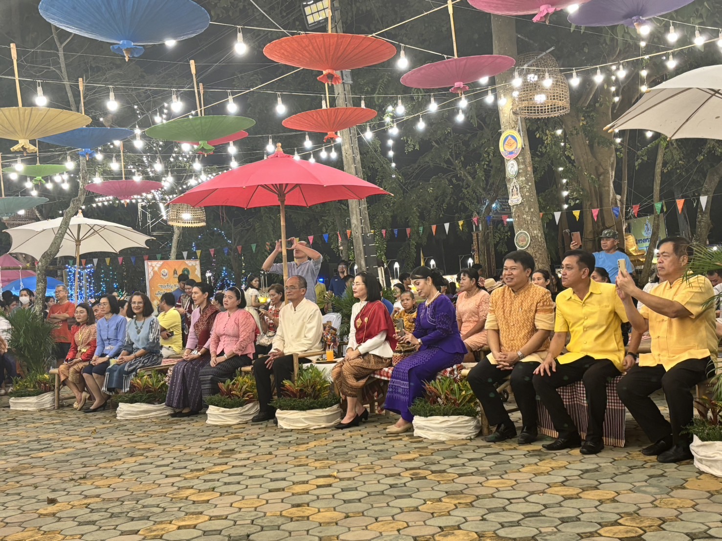 พช.นครนายก ร่วมกิจกรรมสืบสานประเพณีลอยกระทง ลุ่มแม่น้ำนครนายก และการอนุรักษ์ภูมิปัญญาท้องถิ่น ภายใต้โครงการส่งเสริมสนับสนุนการอนุรักษ์ฟื้นฟูขนบธรรมเนียมประเพณีวัฒนธรรมท้องถิ่น จังหวัดนครนายก ประจำปีงบประมาณ พ.ศ. 2568