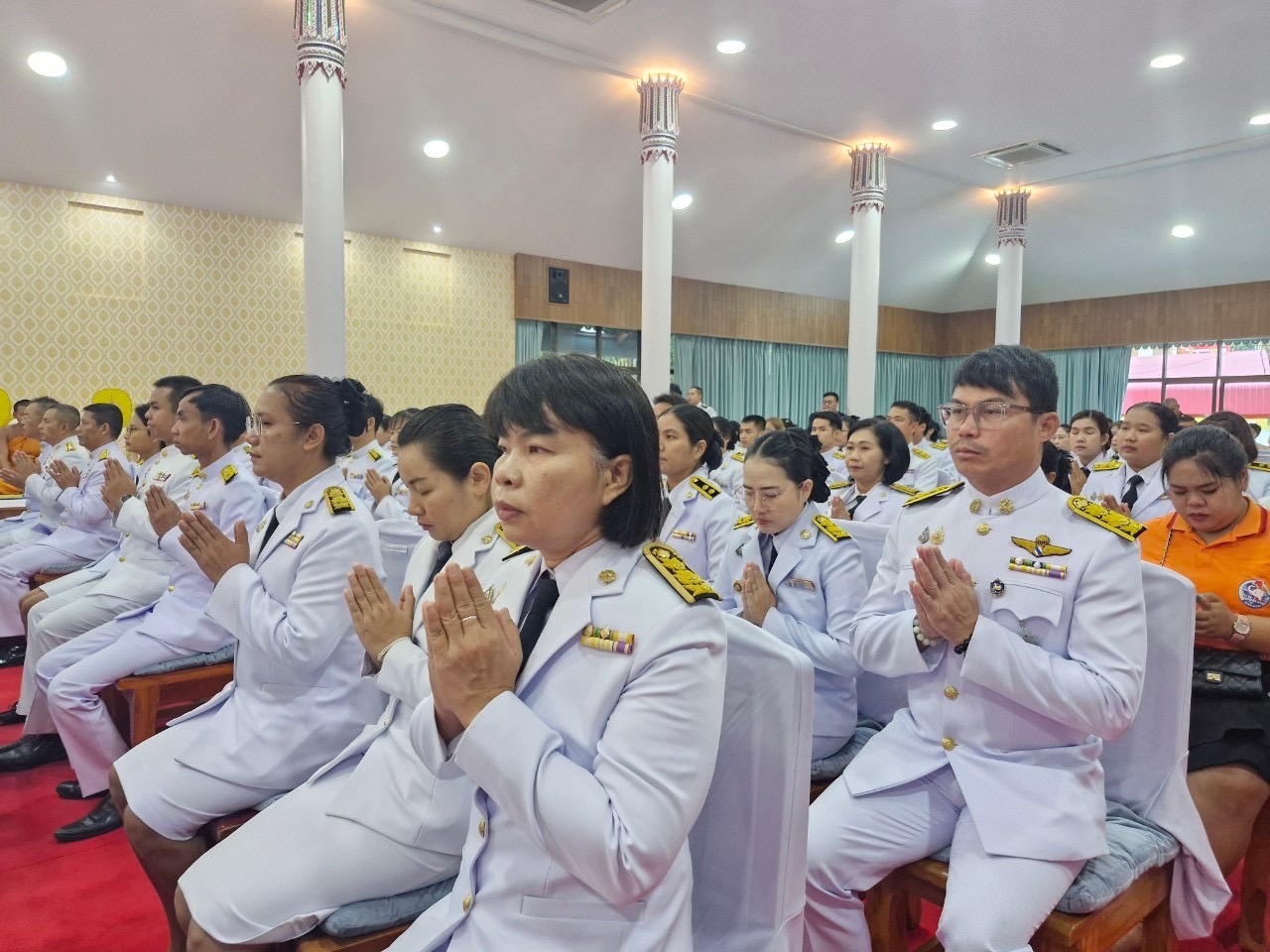 …พช.นครนายก ร่วมพิธีเจริญพระพุทธมนต์และพิธีทำบุญตักบาตรเพื่อถวายเป็นพระราชกุศลแด่สมเด็จพระเจ้าลูกเธอ เจ้าฟ้าพัชรกิติยาภา นเรนทิราเทพยวดี กรมหลวงราชสาริณีสิริพัชร มหาวัชรราชธิดา เนื่องในโอกาสวันคล้ายวันประสูติ 7 ธันวาคม 2567