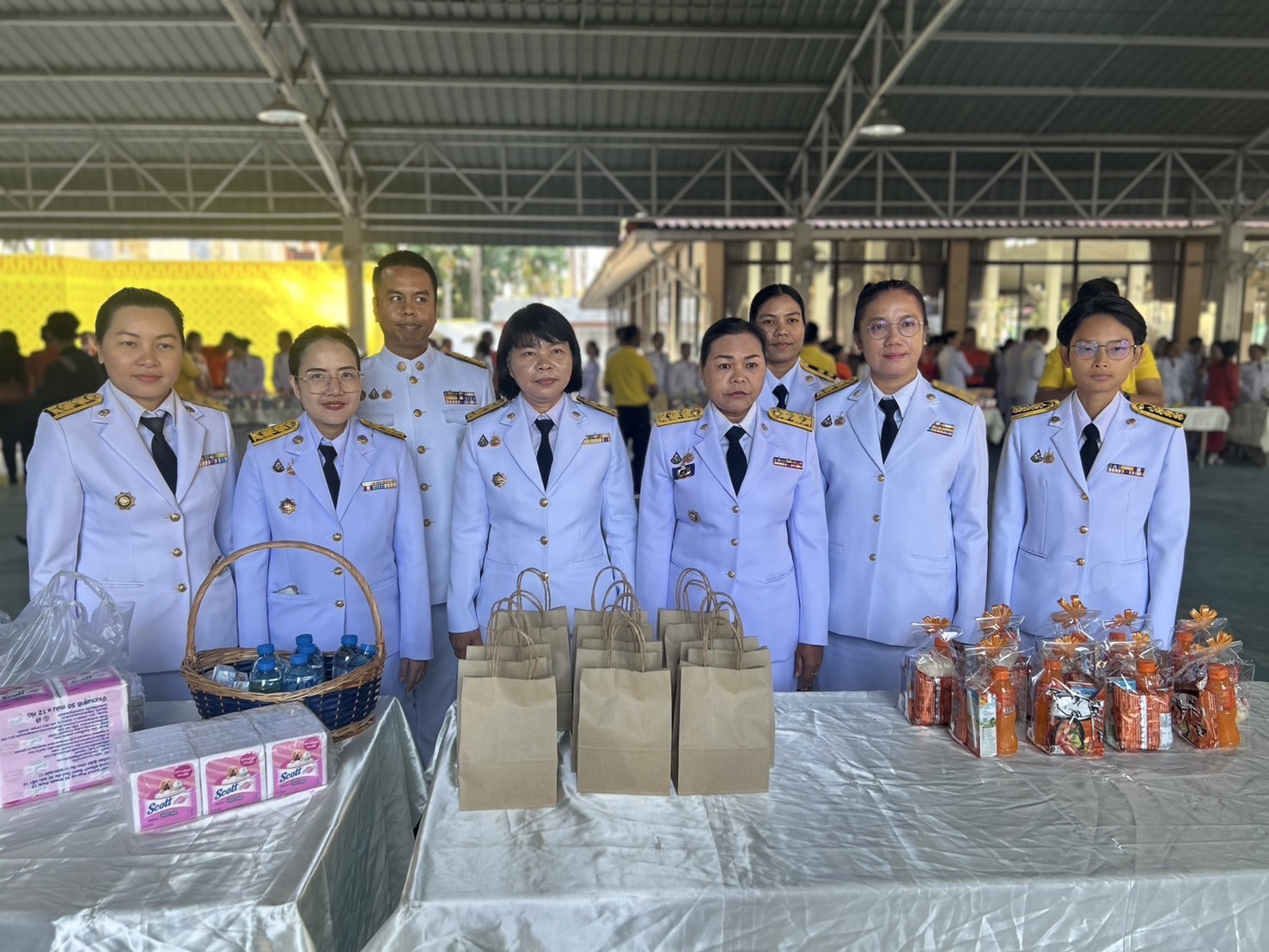 …พช.นครนายก ร่วมพิธีเจริญพระพุทธมนต์และพิธีทำบุญตักบาตรเพื่อถวายเป็นพระราชกุศลแด่สมเด็จพระเจ้าลูกเธอ เจ้าฟ้าพัชรกิติยาภา นเรนทิราเทพยวดี กรมหลวงราชสาริณีสิริพัชร มหาวัชรราชธิดา เนื่องในโอกาสวันคล้ายวันประสูติ 7 ธันวาคม 2567