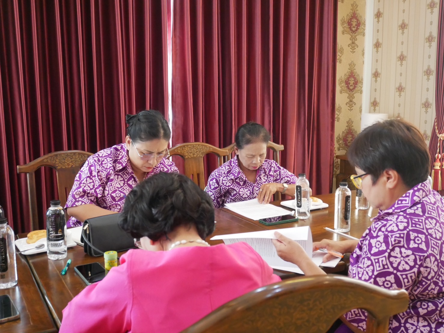 …พช.นครนายก จัดประชุมคณะกรรมการพัฒนาสตรีจังหวัดนครนายก ครั้งที่ 4/2567