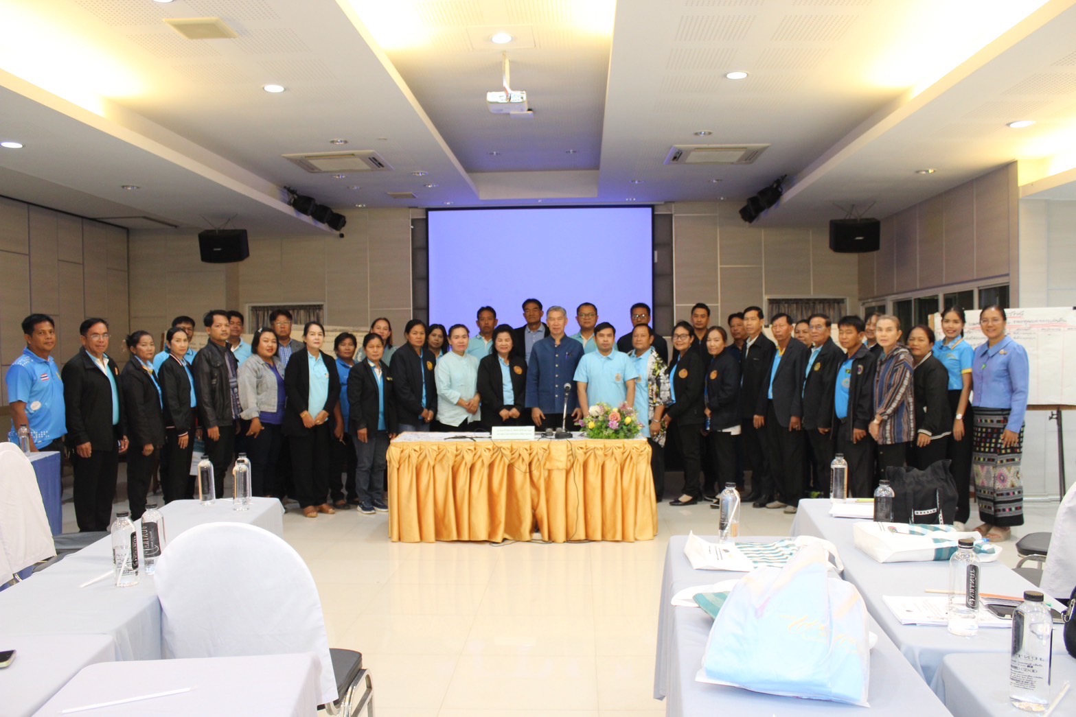 …พช.นครนายก จัดประชุมเชิงปฏิบัติการคณะกรรมการเครือข่ายกองทุนแม่ของแผ่นดิน หนุนเสริมความเข้มแข็งหมู่บ้าน/ชุมชน สู่การเป็นพื้นที่ปลอดภัยจากยาเสพติด ประจำปีงบประมาณ พ.ศ. 2568