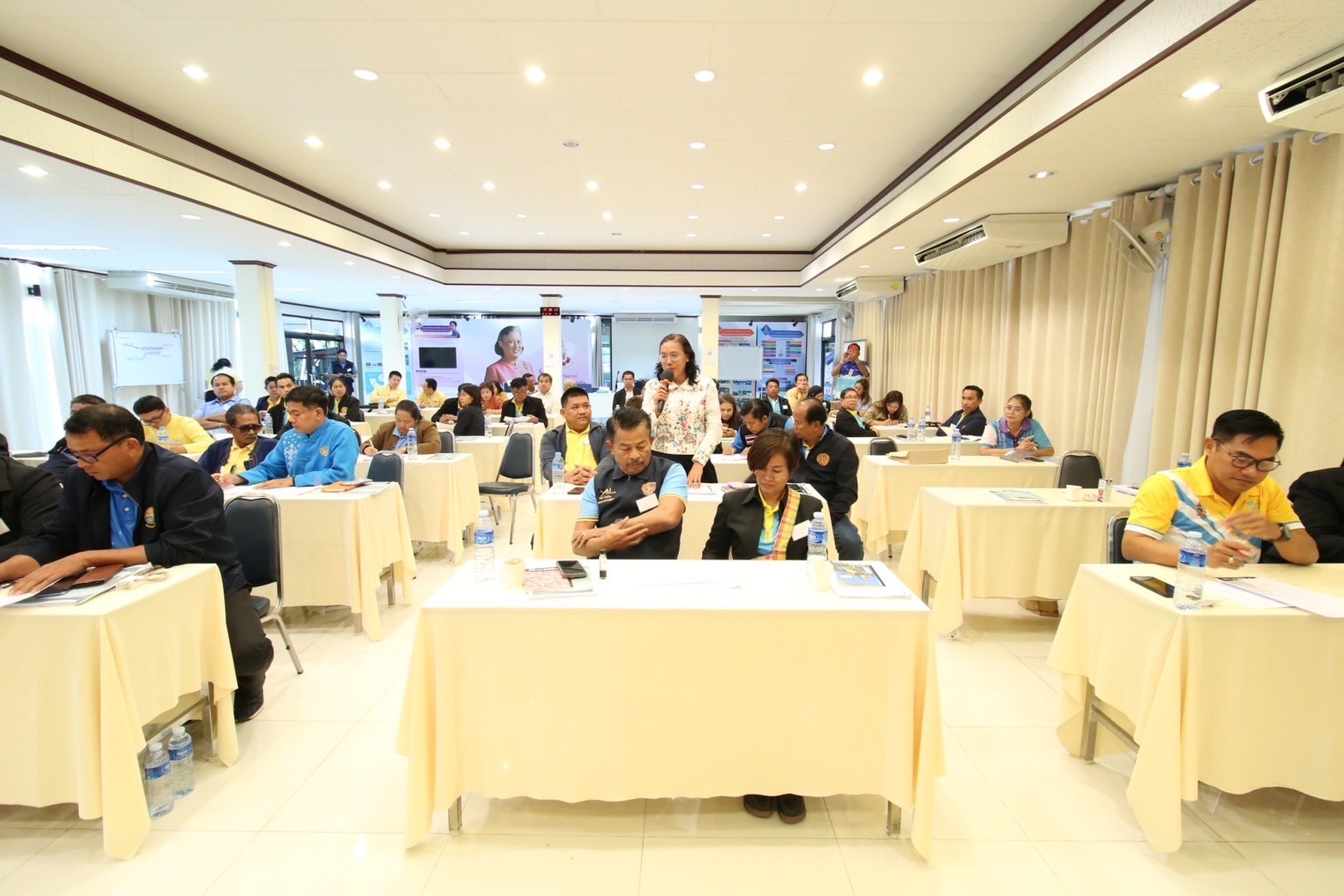 พช.นครนายกเข้าร่วมโครงการป้องกันและแก้ไขปัญหายาเสพติดโดยกองทุนแม่ของแผ่นดิน กิจกรรมที่ 3 เครือข่ายกองทุนแม่ของแผ่นดินหนุนเสริมความเข้มแข็งหมู่บ้าน/ชุมชน สู่การเป็นพื้นที่ปลอดภัยจากยาเสพติด