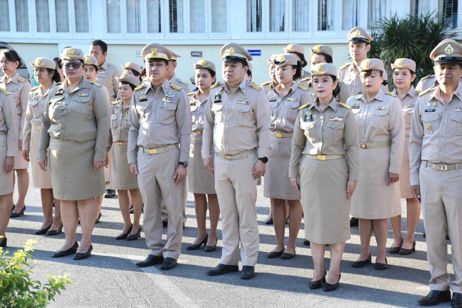 .พช.นครนายก ร่วมกิจกรรมเคารพธงชาติ และร้องเพลงชาติ ประจำเดือนธันวาคม 2567 จังหวัดนครนายก