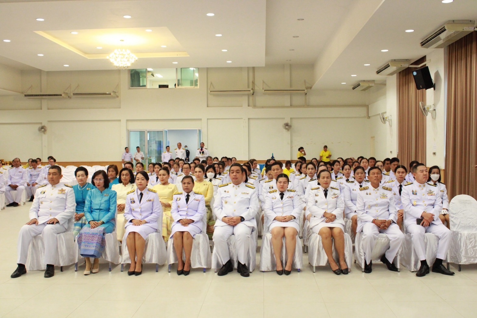 …พช.นครนายก ร่วมงานรัฐพิธีวัน “สมเด็จพระเจ้าตากสินมหาราช” ประจำปี 2567