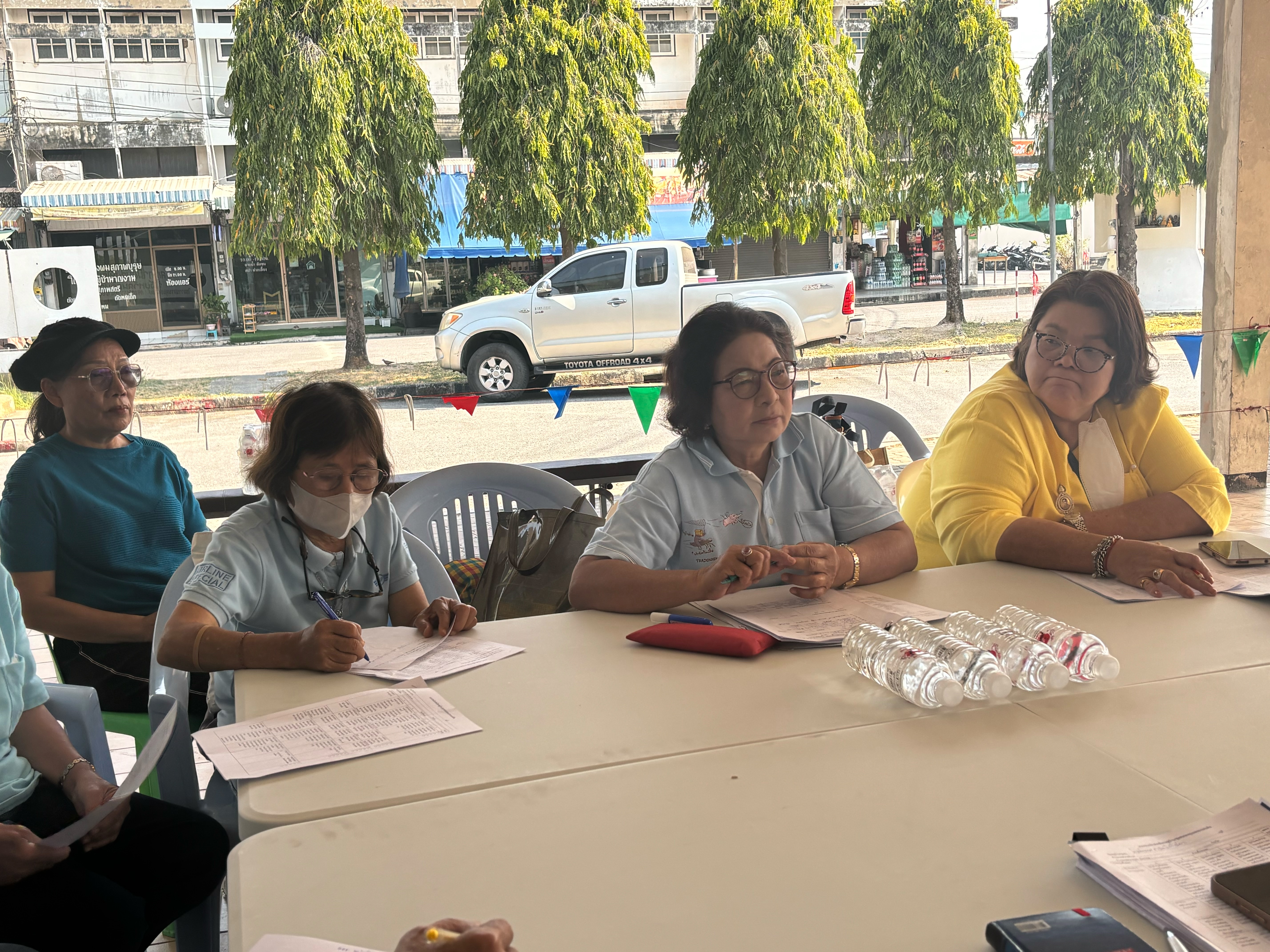 พช.นครนายก ร่วมประชุมให้ความรู้เรื่องการเป็นต้นกล้ากองทุนแม่ของแผ่นดินแก่คณะกรรมการชุมชนร่วมพัฒนาสามัคคีศรีเมือง