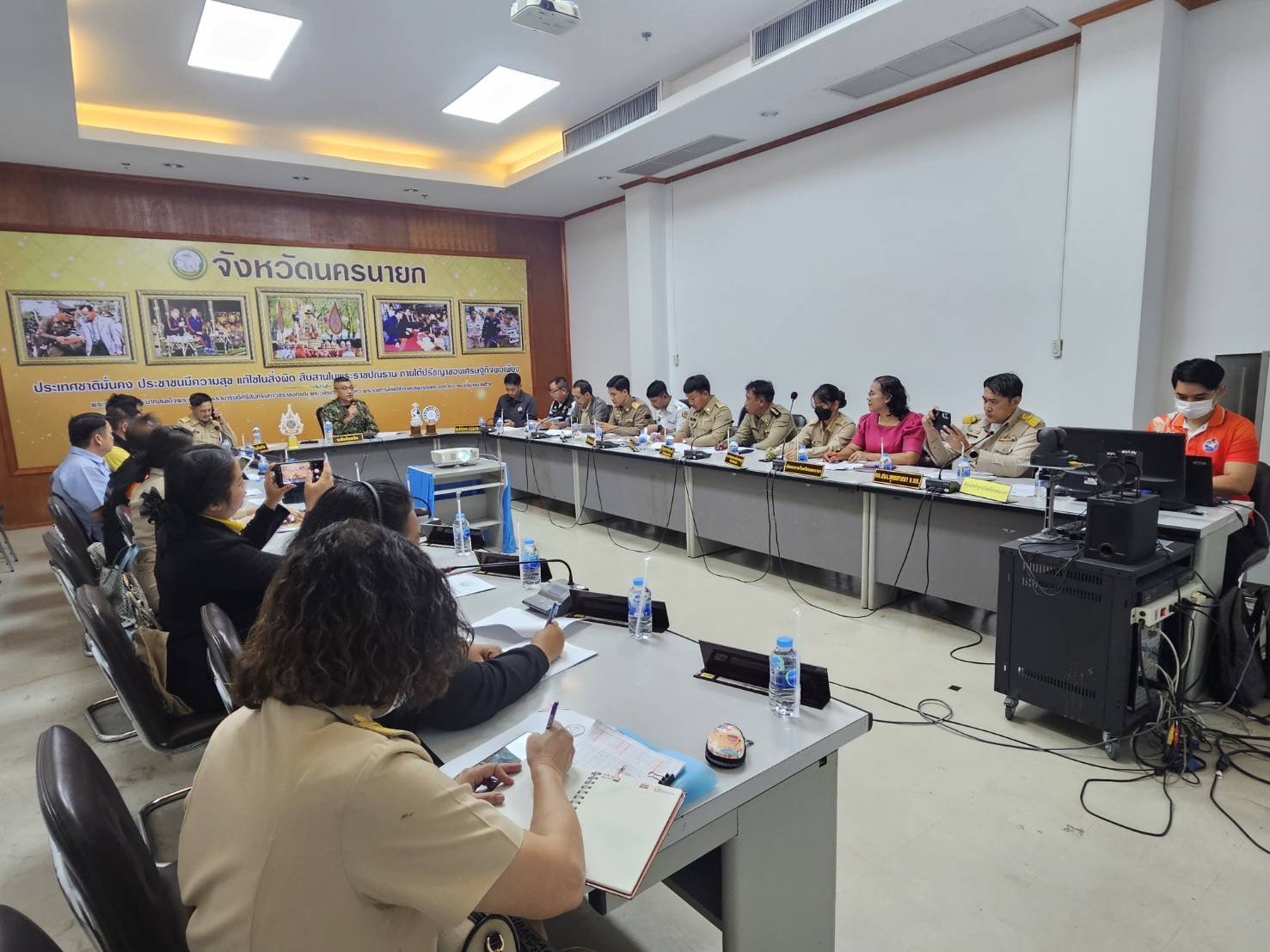 …พช.นครนายก ร่วมประชุมคณะทำงานเฝ้าระวังปัญหายาเสพติด (โต๊ะข่าว)