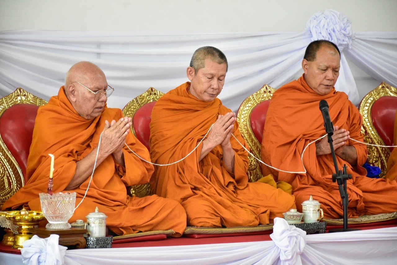 …พช.นครนายก ร่วมพิธีทำบุญอาคารศาลากลางจังหวัดนครนายก 5 ชั้น (หลังใหม่)