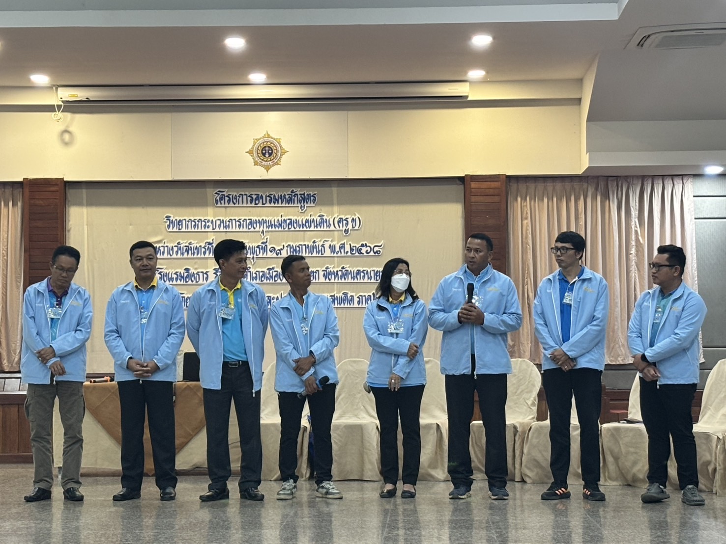 …พช.นครนายกร่วมโครงการอบรมหลักสูตรวิทยากรกระบวนการกองทุนแม่ของแผ่นดิน (ครู ข)