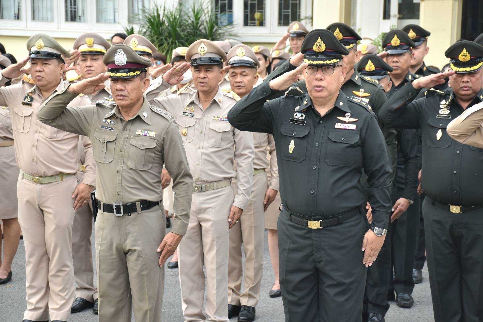 …พช.นครนายก ร่วมกิจกรรมเคารพธงชาติ และร้องเพลงชาติ ประจำเดือนมีนาคม 2568