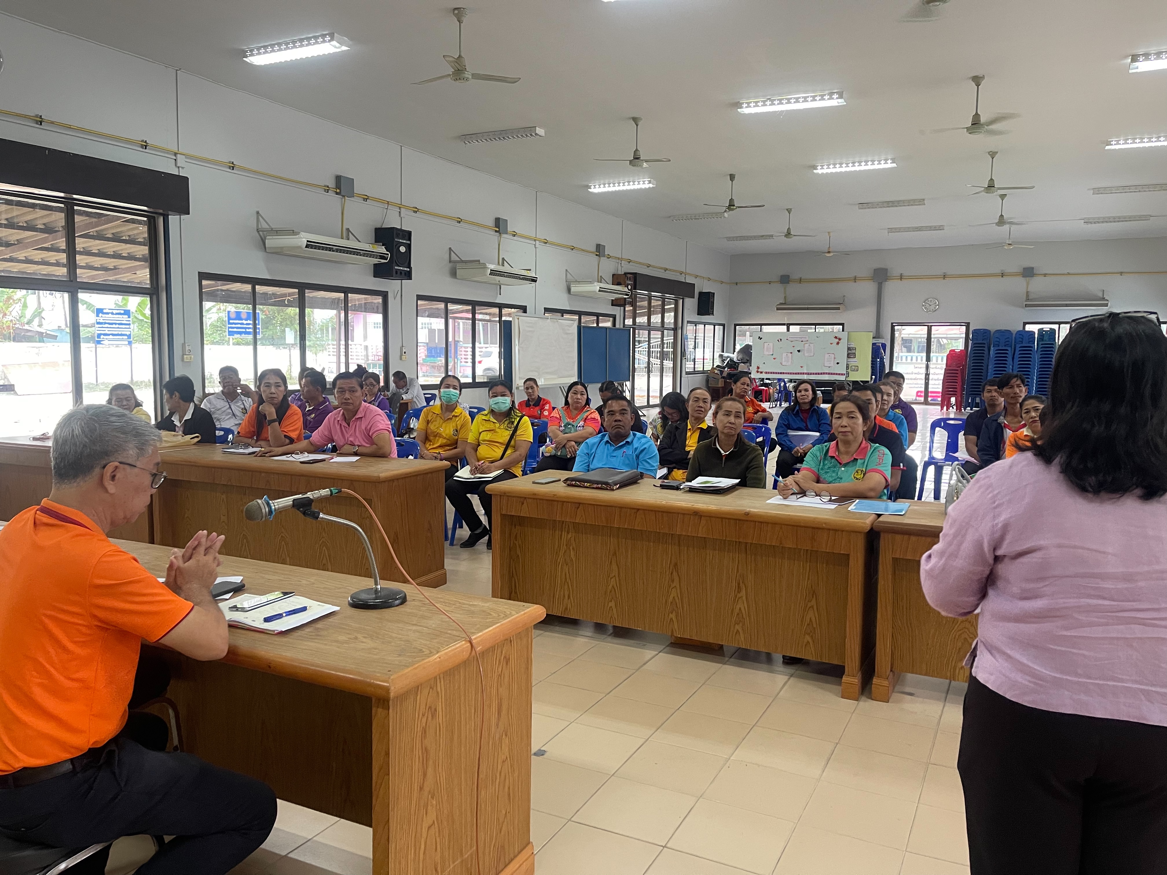 พช.ลงพื้นที่ส่งเสริม สนับสนุน และติดตามการดำเนินงานโครงการแก้ไขปัญหาความยากจน (กข.คจ.) ของอำเภอเมืองนครนายก