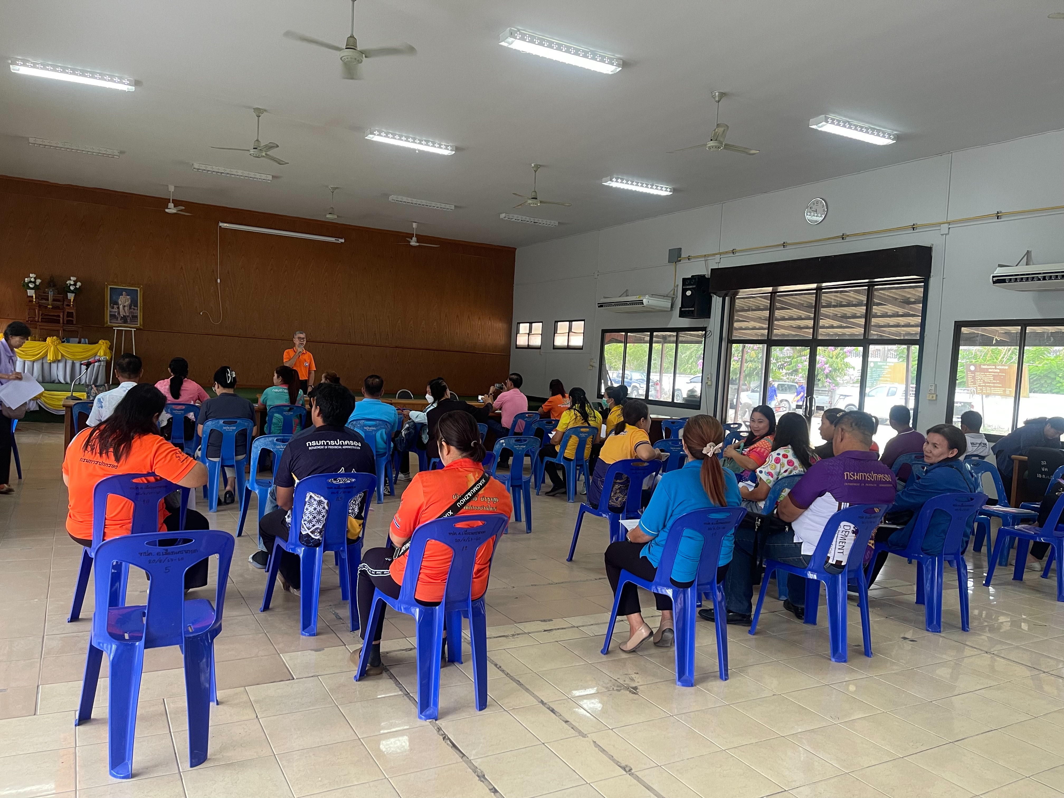 พช.ลงพื้นที่ส่งเสริม สนับสนุน และติดตามการดำเนินงานโครงการแก้ไขปัญหาความยากจน (กข.คจ.) ของอำเภอเมืองนครนายก