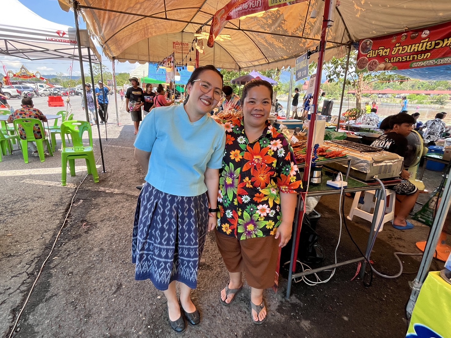 …พช.นครนายก ติดตามการดำเนินการจำหน่ายสินค้า OTOP ในช่วงเทศกาลสงกรานต์