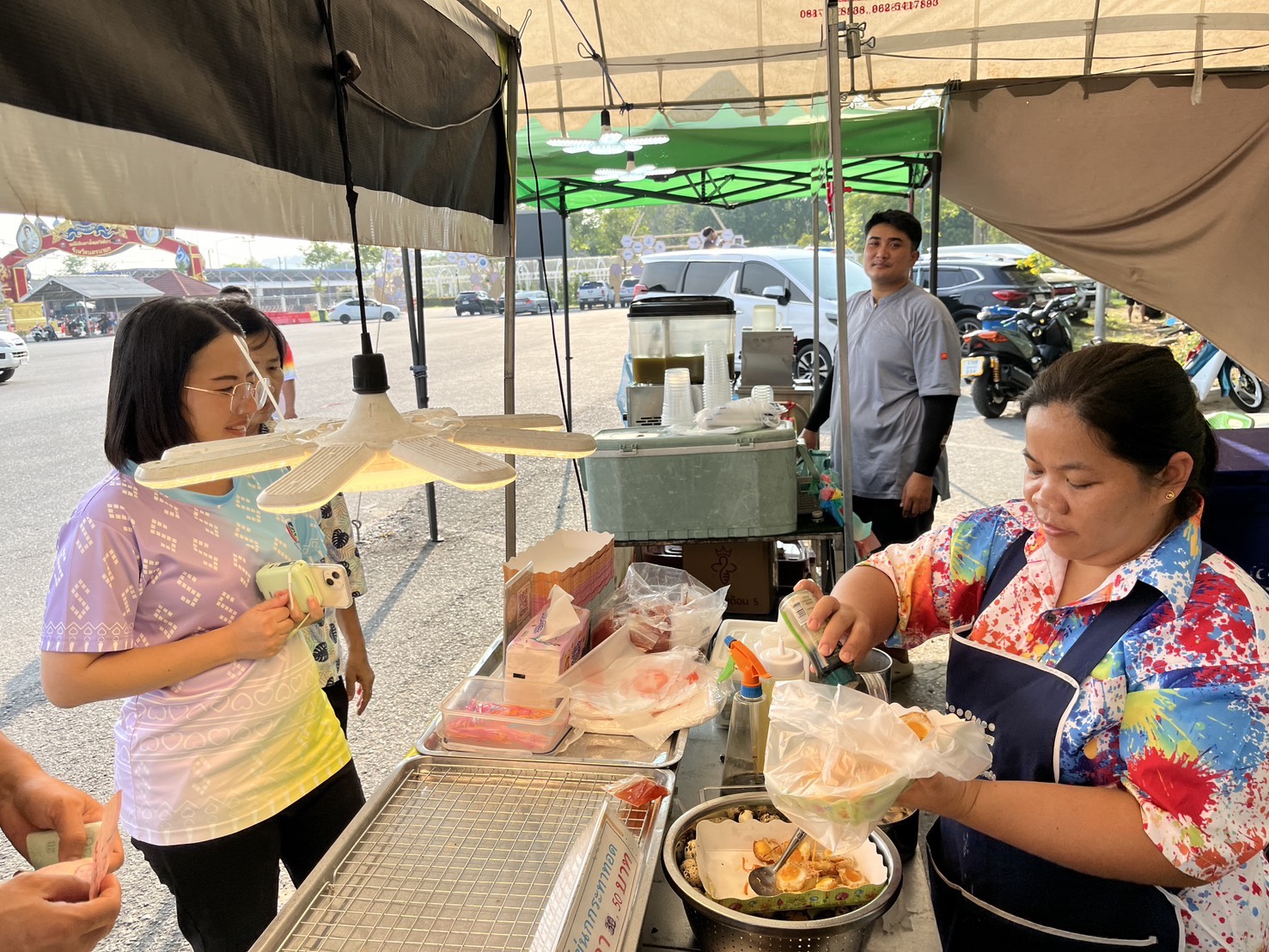 พช.นครนายก จัดกิจกรรมการทดสอบตลาด ตามโครงการพัฒนาผลิตภัณฑ์ OTOP โดยเครือข่ายองค์ความรู้ (Knowledge – Based OTOP : KBO) จังหวัด